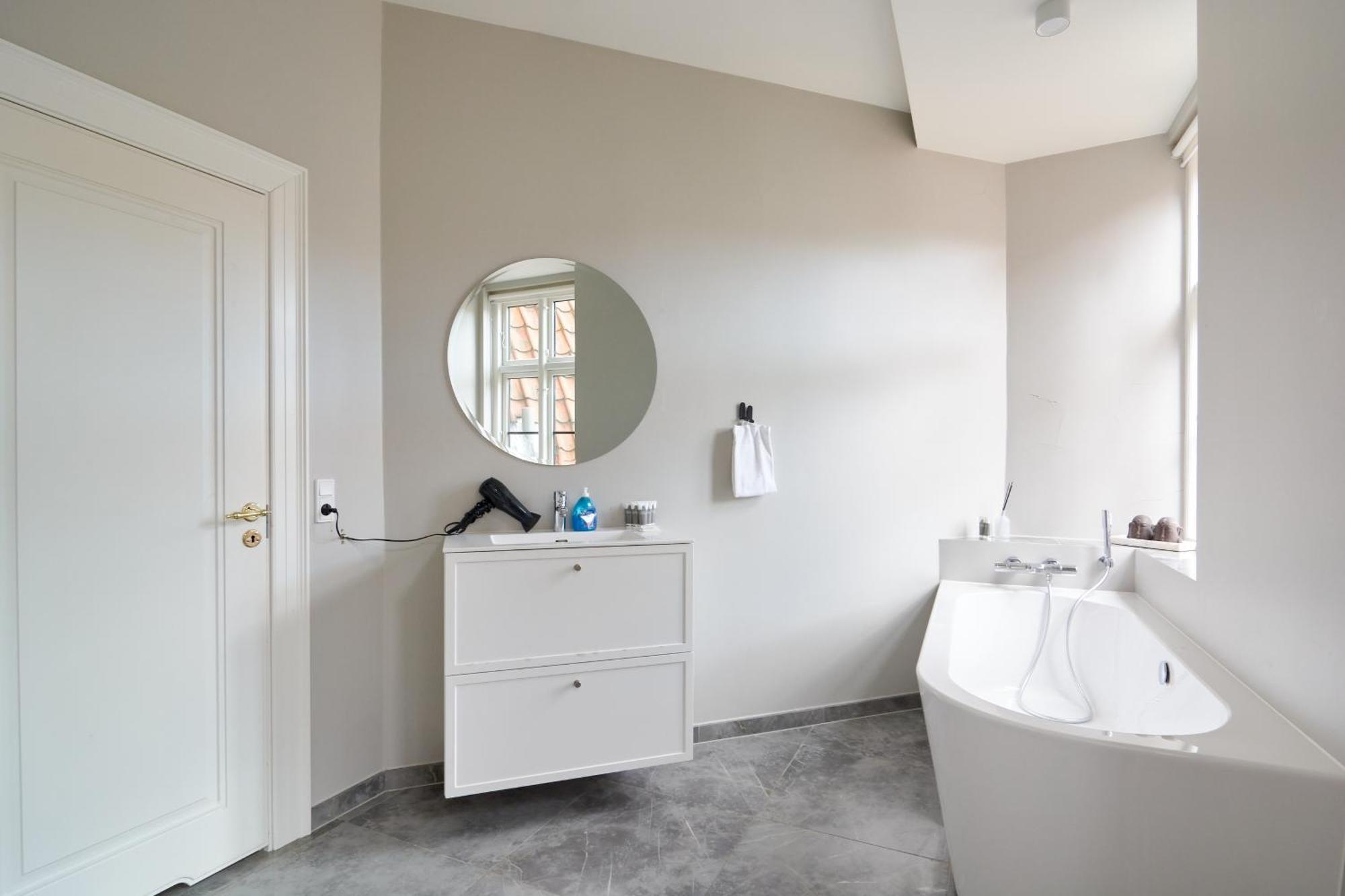 Large 4 Bedroom With Balcony & Bathtub In Cph City Kopenhagen Exterior foto